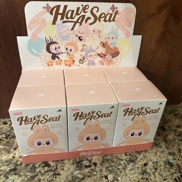 Labubu - Picture 3 of 9